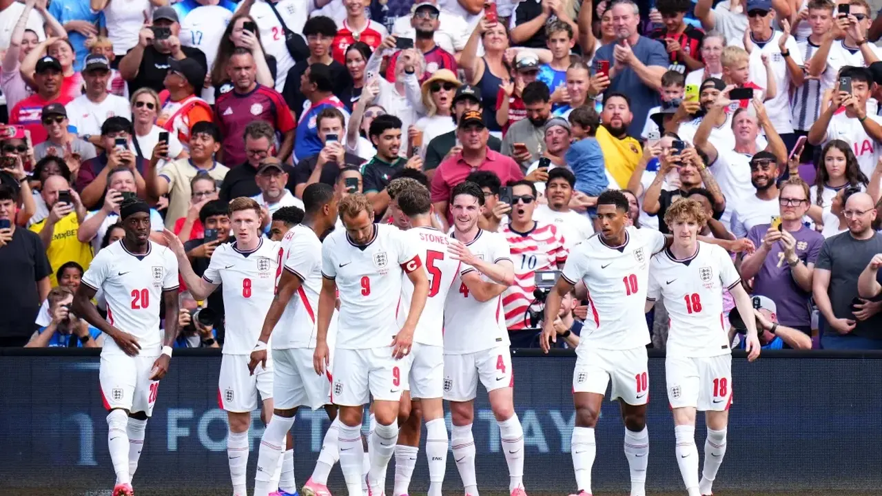 القنوات التي ستنقل مباراة إنجلترا وكرواتيا في كأس العالم المقبلة